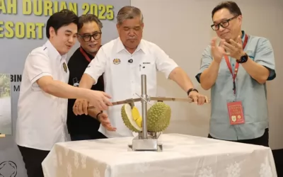 Durian can be a cultural experience, says Mat Sabu in urgin hotels to embrace the ‘King of Fruits’